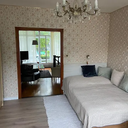 Casa de Férias Jokai Park Nyaralo